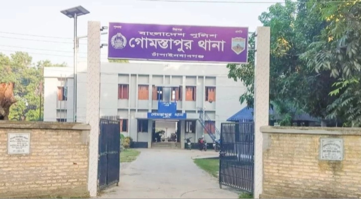 গোমস্তাপুর সীমান্ত দিয়ে ১৭ জনকে পুশ ইন
 